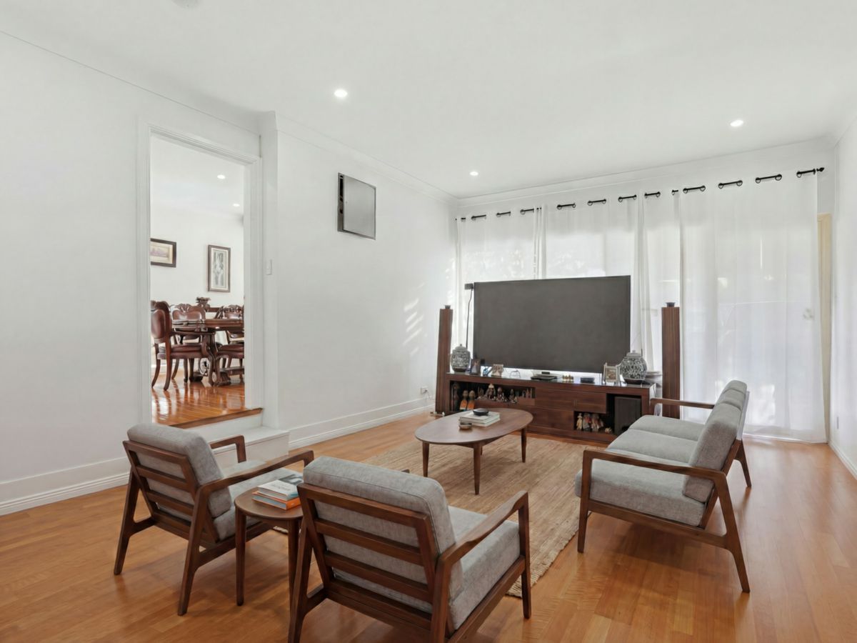 18 Lambert Crescent, Baulkham Hills - image 3