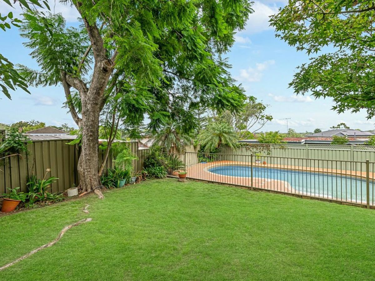 18 Karloon Road, West Pennant Hills - image 2