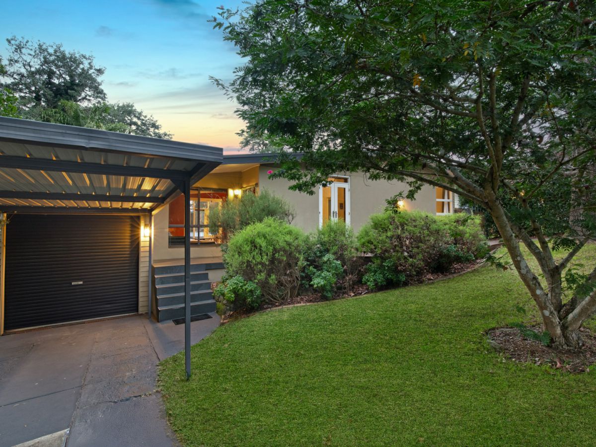 56 Ula Crescent, Baulkham Hills - image 2