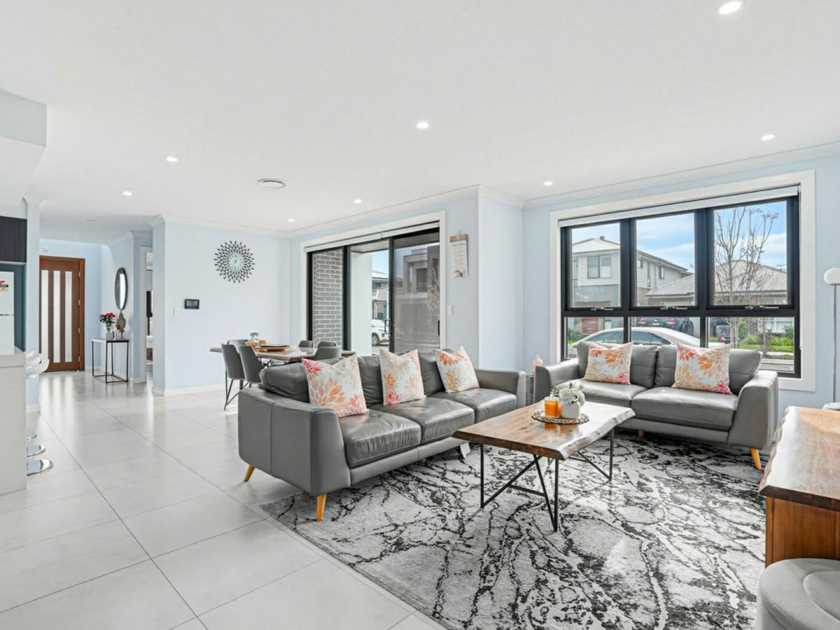 1 Valiant Street (Nirimba Fields), Schofields - image 2