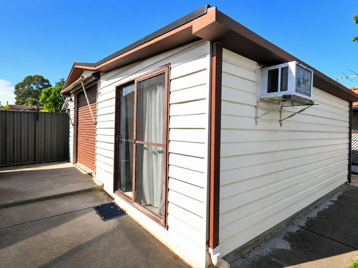8A Cooper Street, Blacktown - image 1