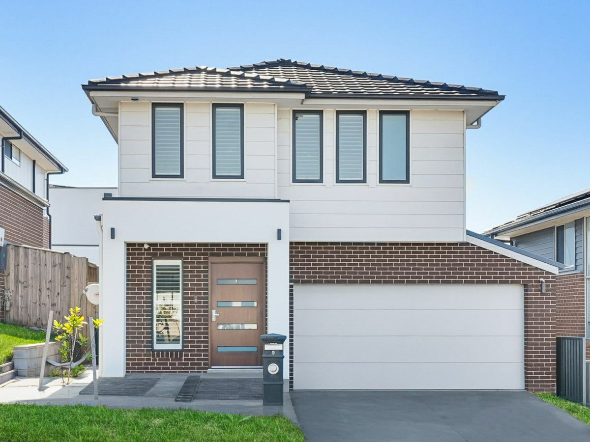 9 Tinline Street, Box Hill - image 1