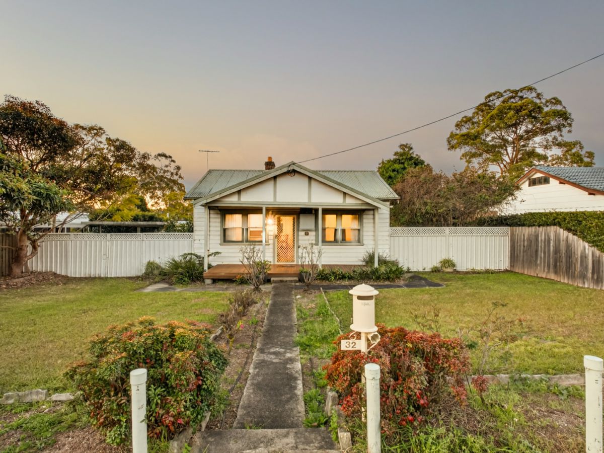 32 Kerrs Road, Castle Hill - image 1