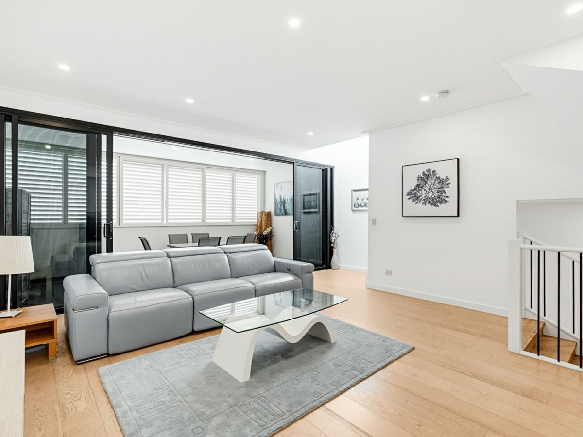 2/43 Stone Mason Drive, Norwest - image 3