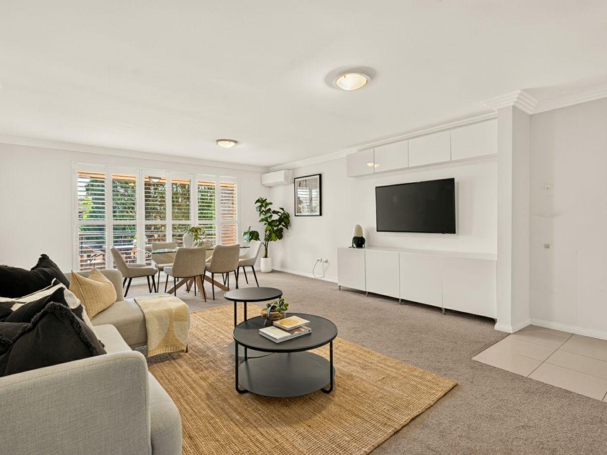 26/2 Sherwin Avenue, Castle Hill - image 2