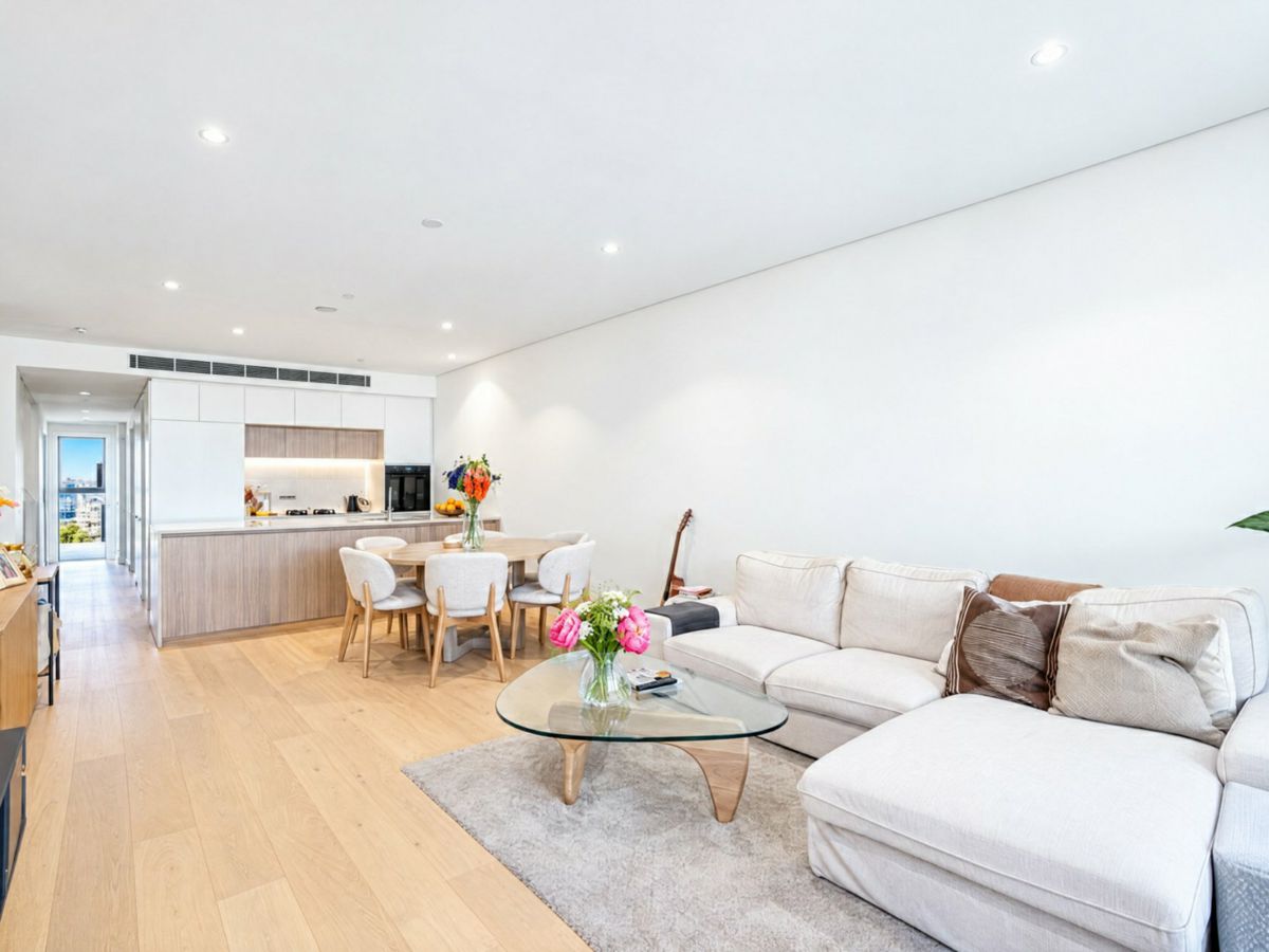 409/21 Spurway Drive, Norwest - image 3