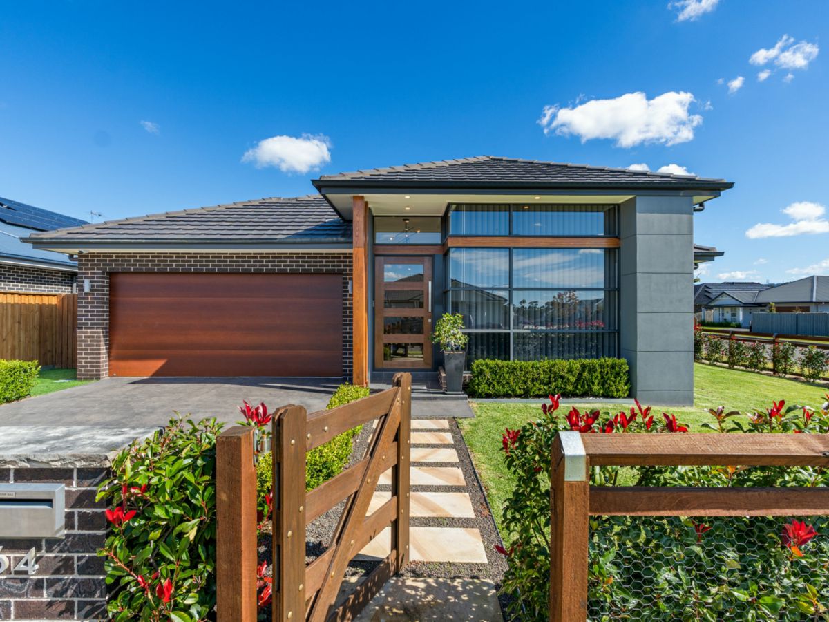 64 George Cutter Avenue, Renwick - image 1