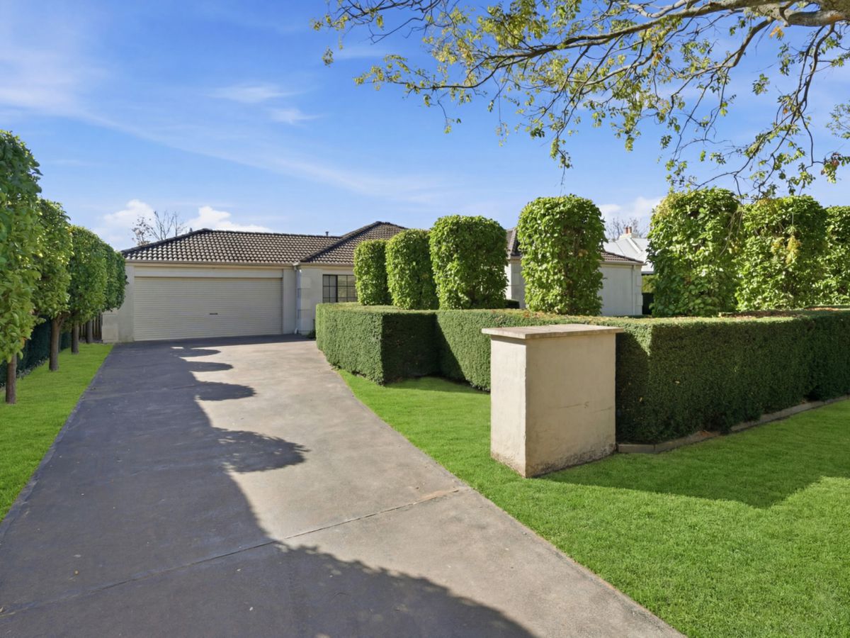 20 Mairinger Crescent, Bowral - image 2