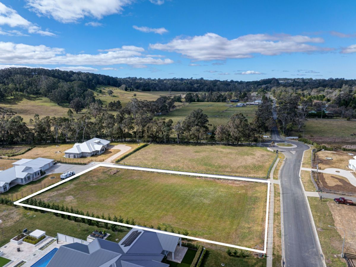 8 Heritage Drive, Bundanoon - image 1