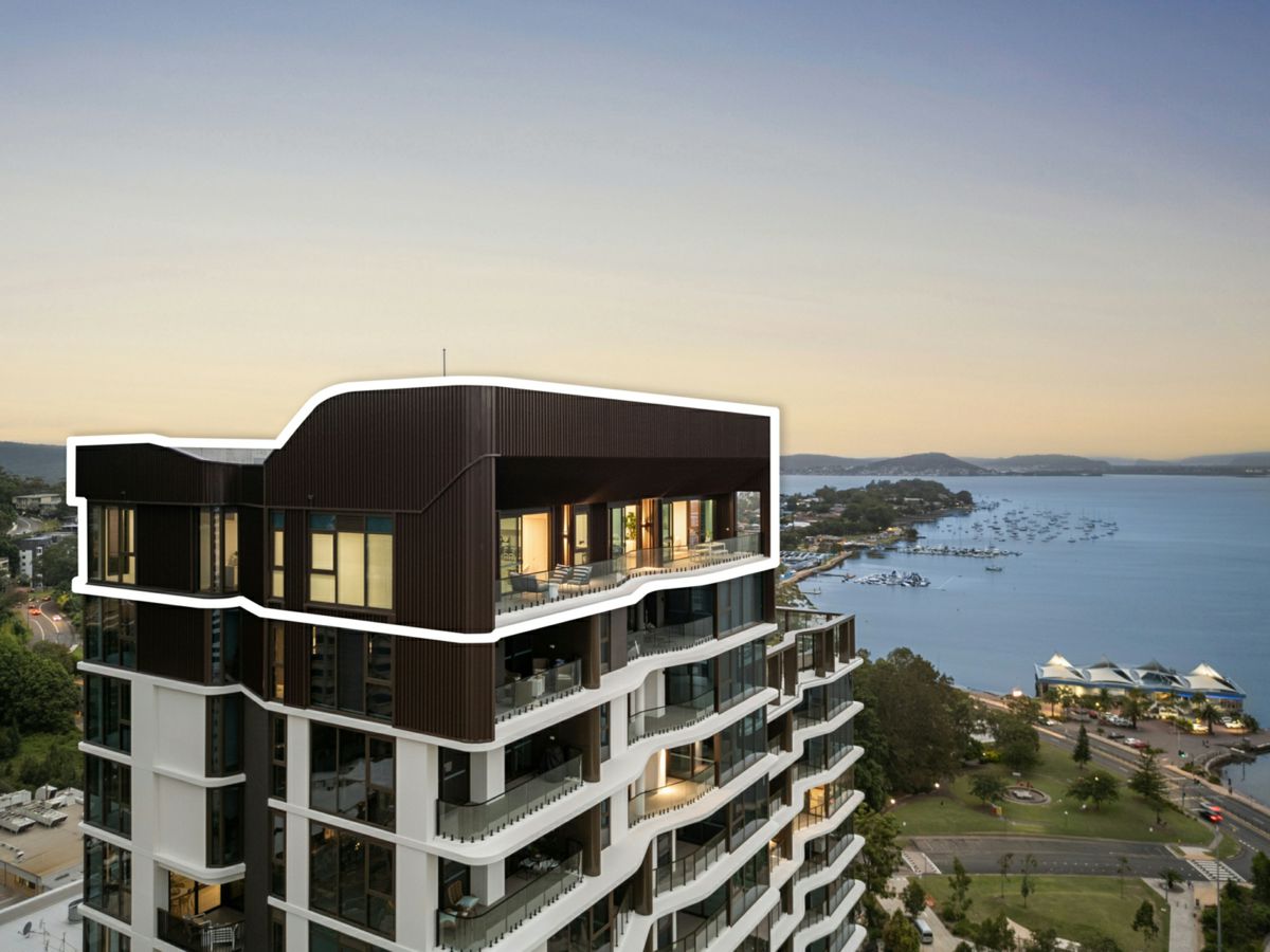 2401/36 Baker Street, Gosford - image 1