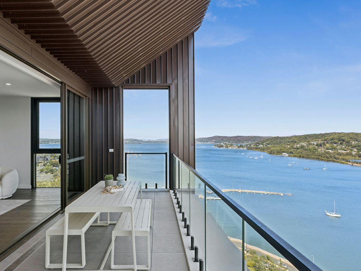 2401/36 Baker Street, Gosford - image 3