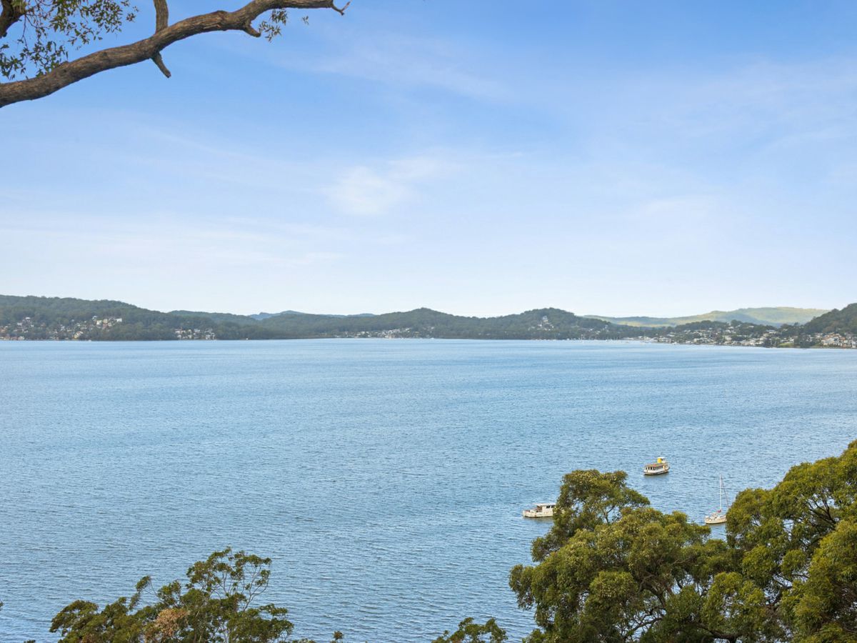 26 Sandstone Crescent, Tascott - image 3