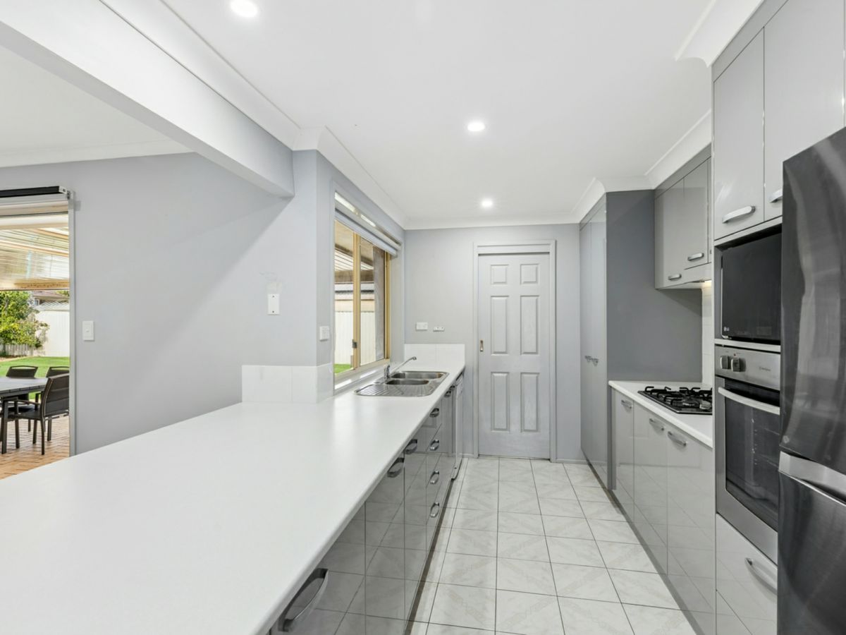 19 Tallowood Crescent, Ourimbah - image 3