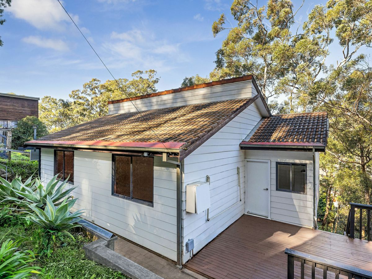 101 The Broadwaters, Tascott - image 1