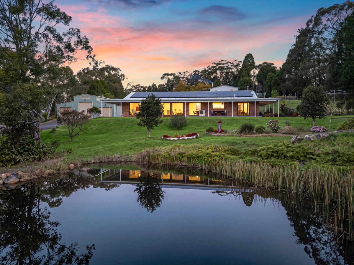 1732 Wisemans Ferry Road, Central Mangrove - image 1
