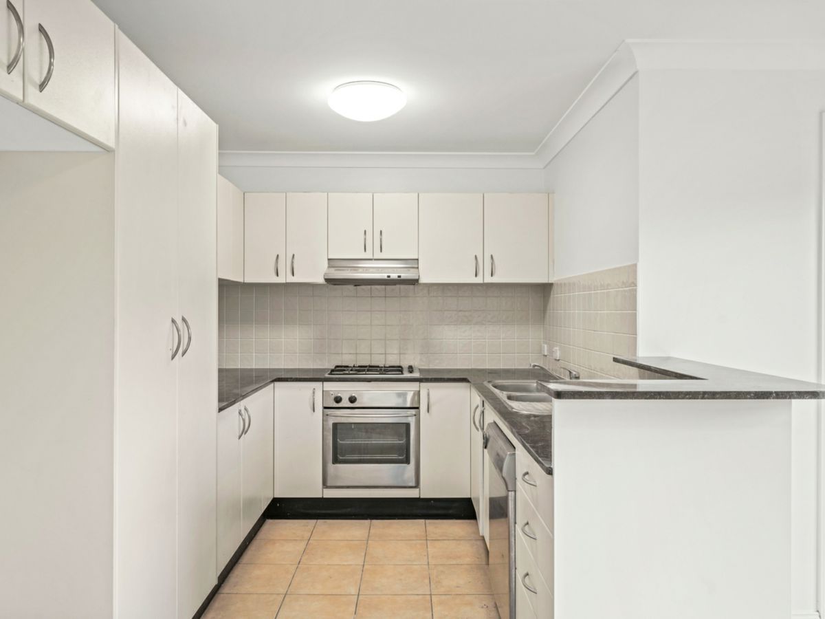 13/55 Dwyer Street, North Gosford - image 3