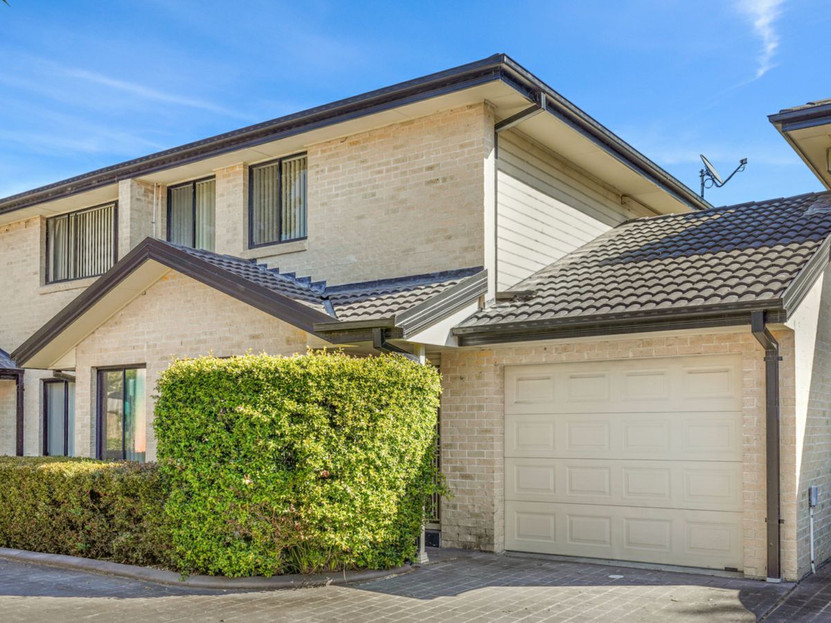 9/63 Burns Road, Ourimbah - image 1