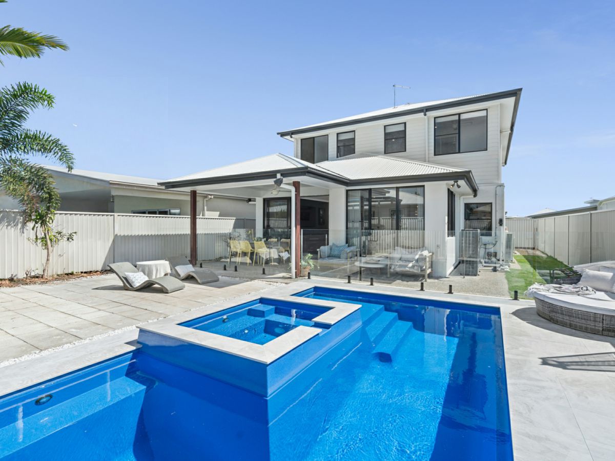 8 Mosman Court, BARINGA