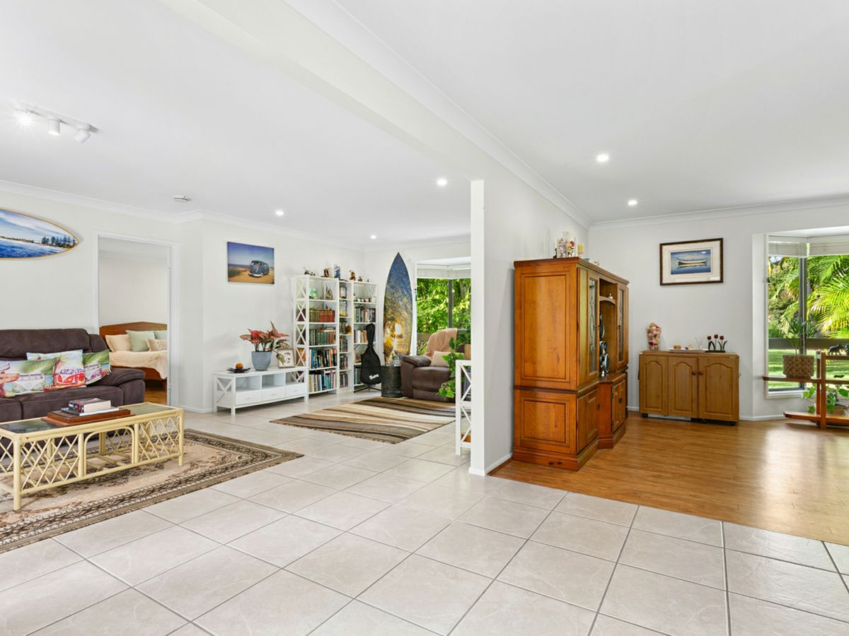 43 Casuarina Drive, Little Mountain - image 3