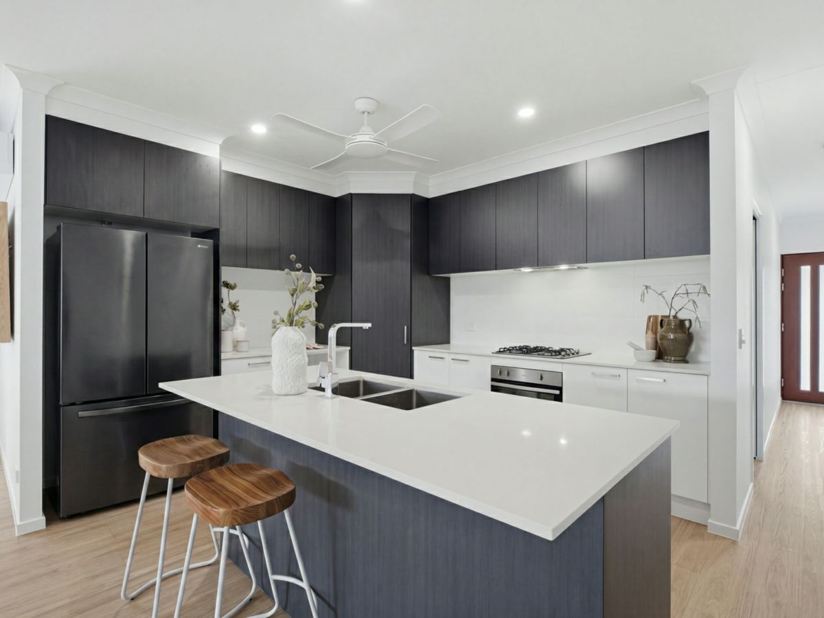 3 Kate Crescent, Nirimba - image 2