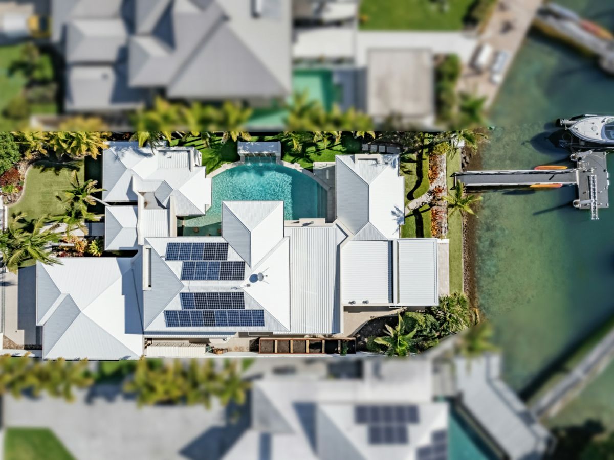 14 Quayline Close, Pelican Waters - image 2