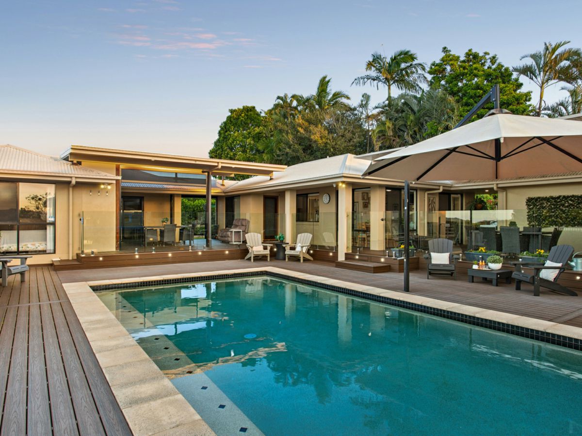 5 Manor Court, Little Mountain - image 1