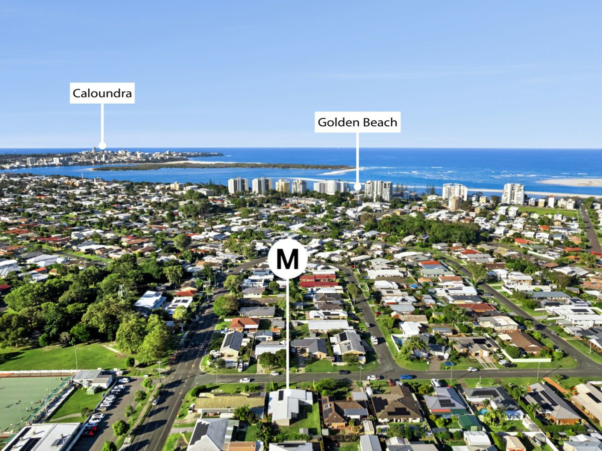 90 Wavell Avenue, Golden Beach - image 1