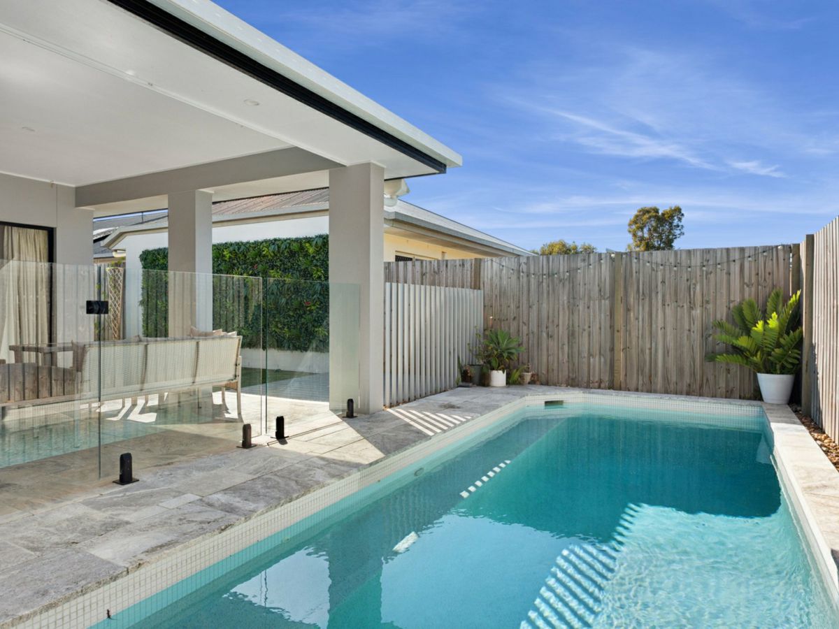 31 Howitt Street, Caloundra West - image 1
