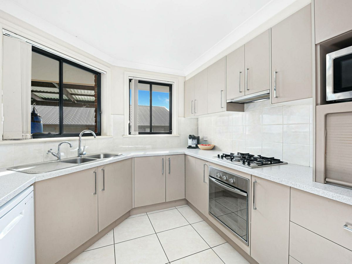 28 White Circle, Mudgee Circle - image 3