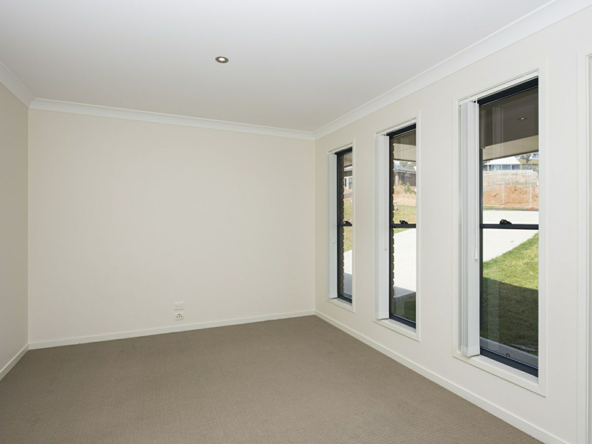 55 Banjo Paterson Avenue, Mudgee - image 2
