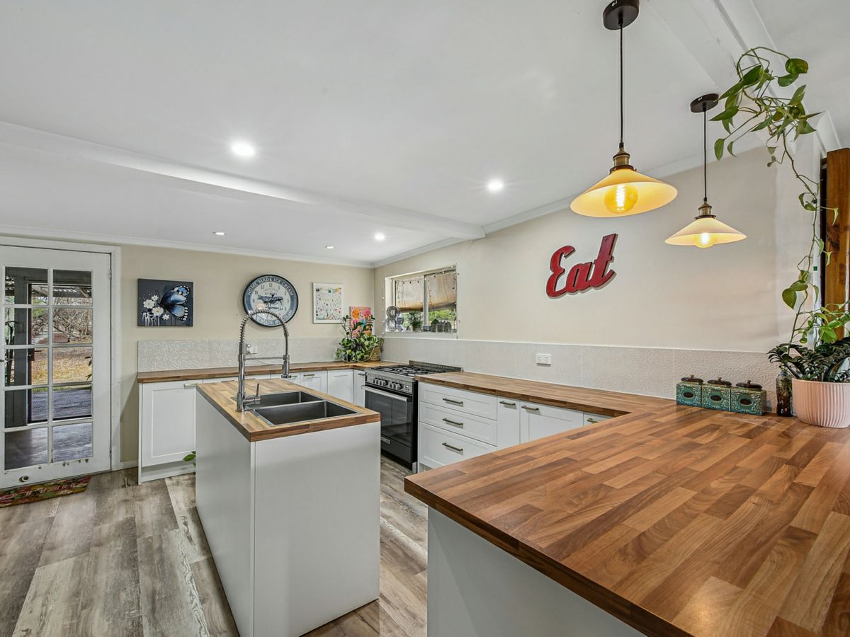 71 Winchester Crescent, Mudgee - image 1