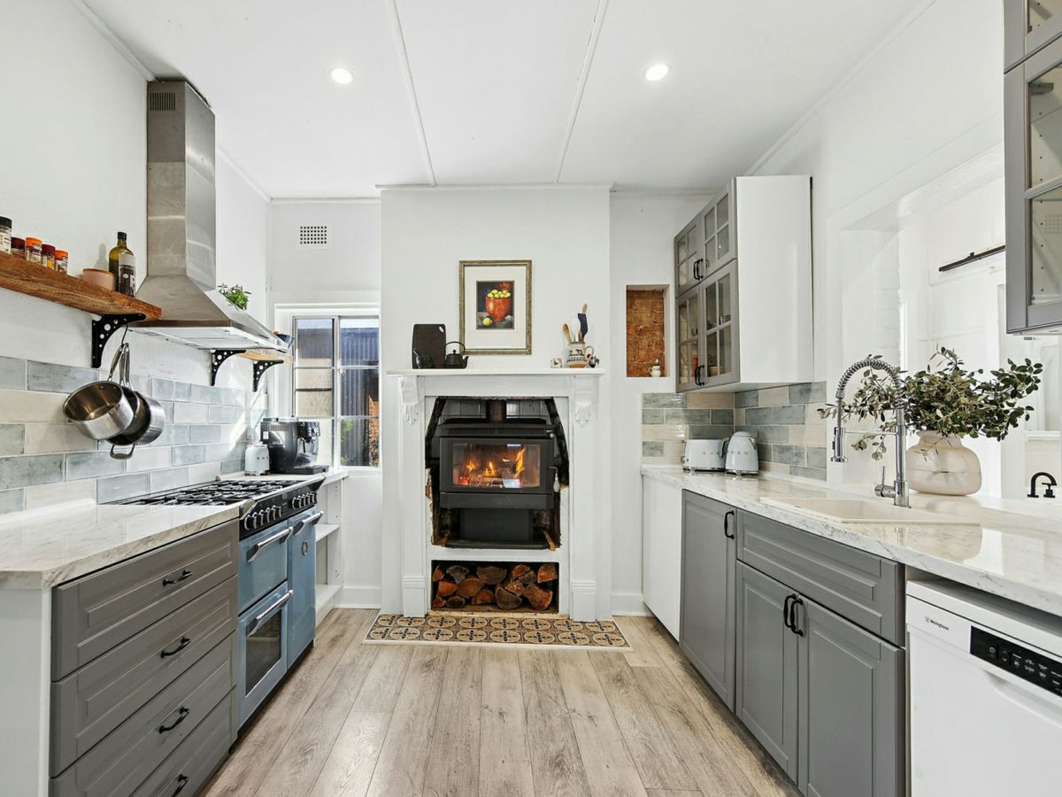 22 Spring Road, Mudgee - image 1