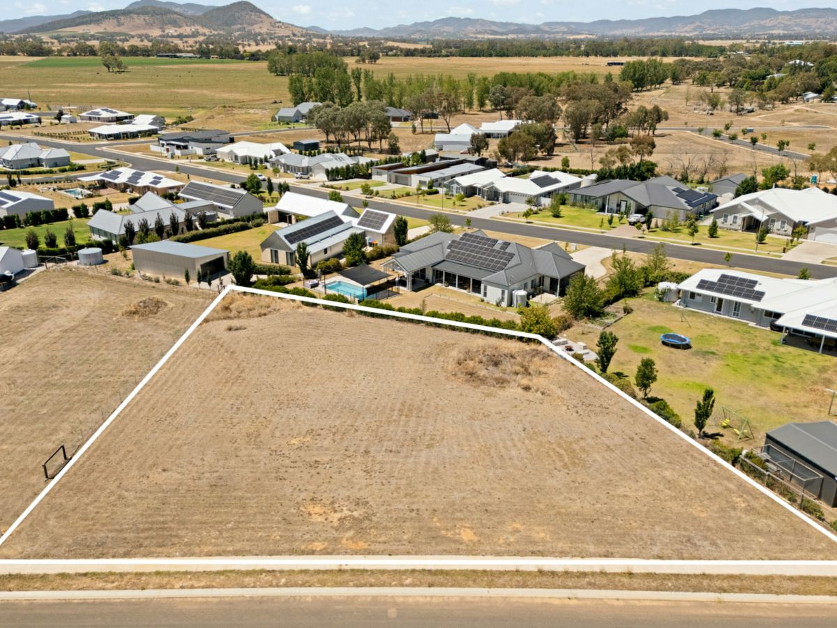 4 Webster Street, Mudgee - image 1