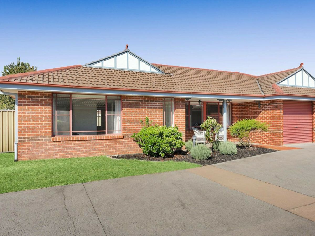 3/39 Lewis Street, Mudgee - image 1