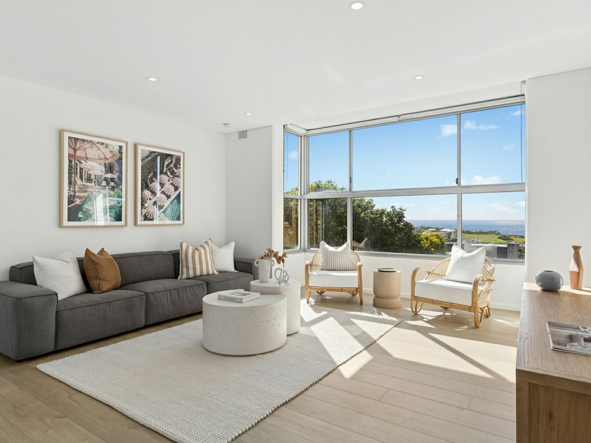 10/18 Melrose Parade, CLOVELLY