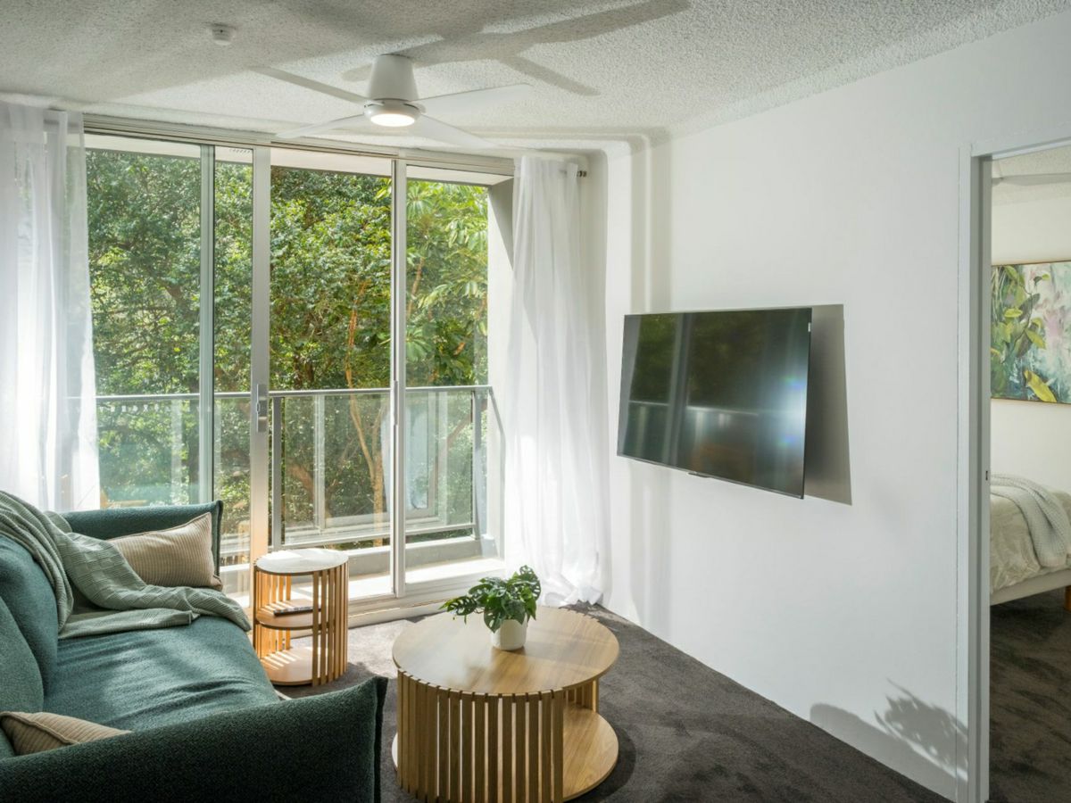 3F/10 Bligh Place, Randwick - image 2