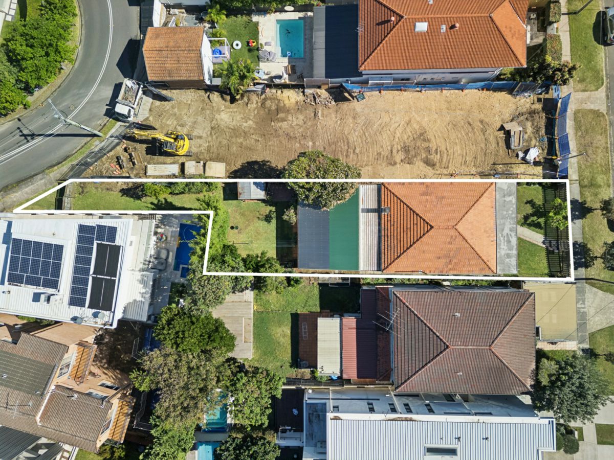 131 Dover Road, Rose Bay - image 3