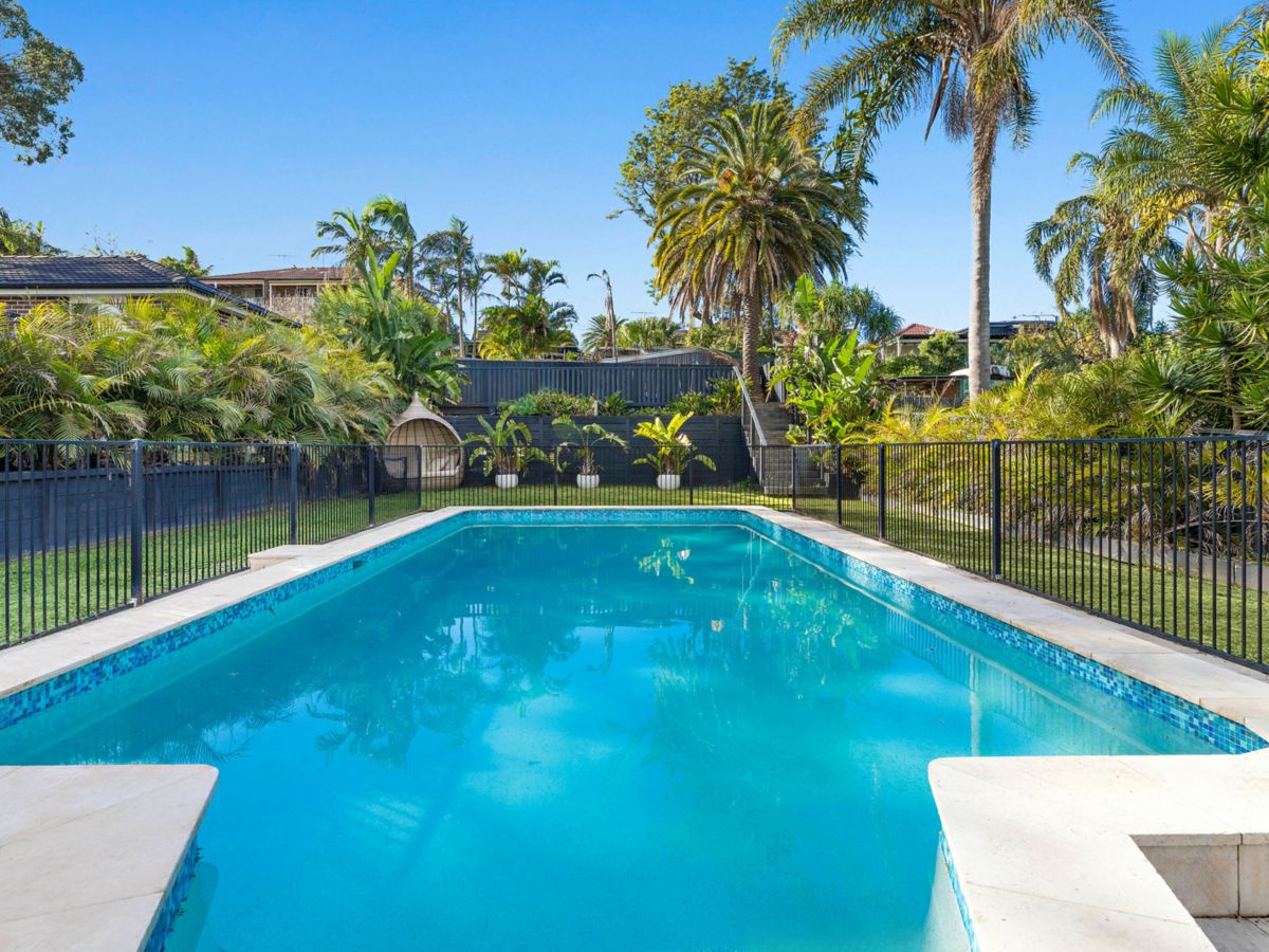 52 Trevelyan Street, Botany - image 2
