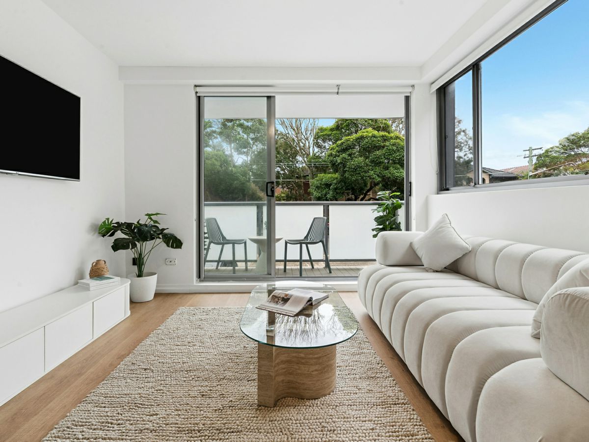 1/42 Bream Street, Coogee - image 1