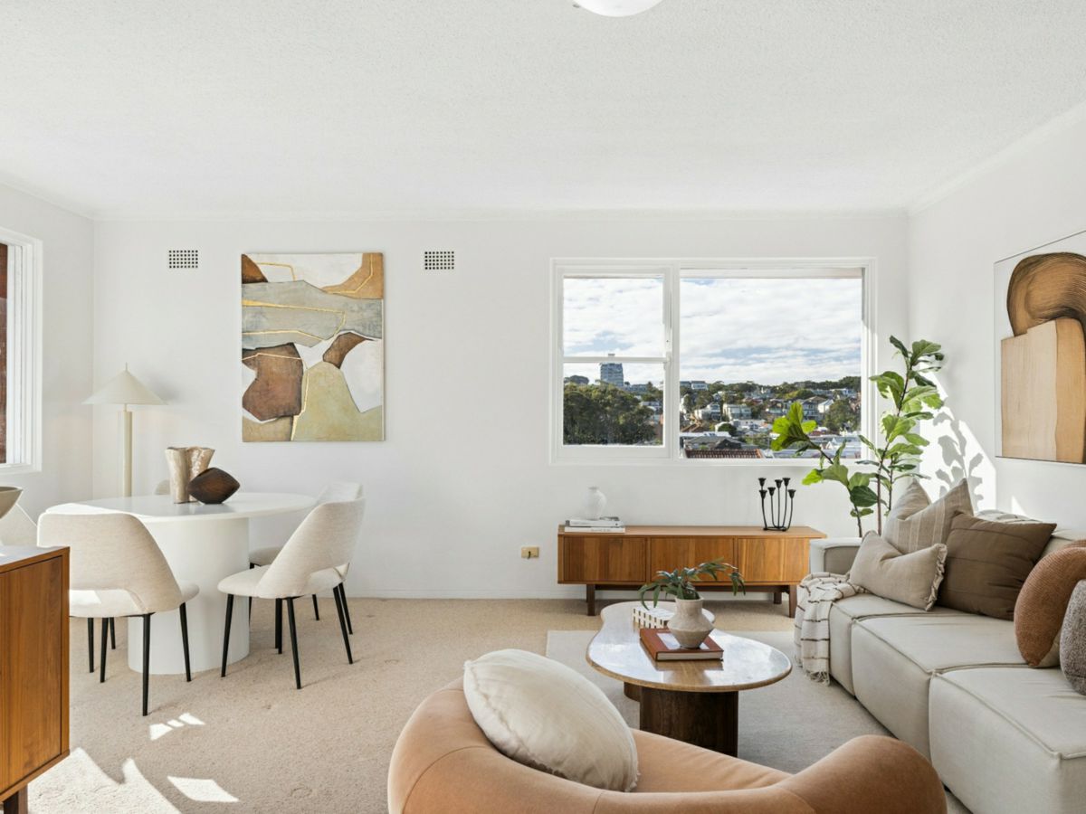6/21 Beach Street, Clovelly - image 1