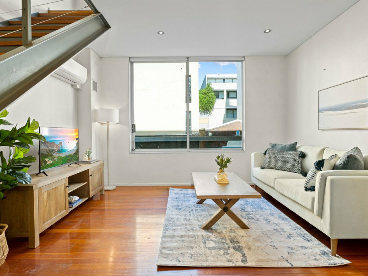 104/79 Gould Street, Bondi Beach - image 2
