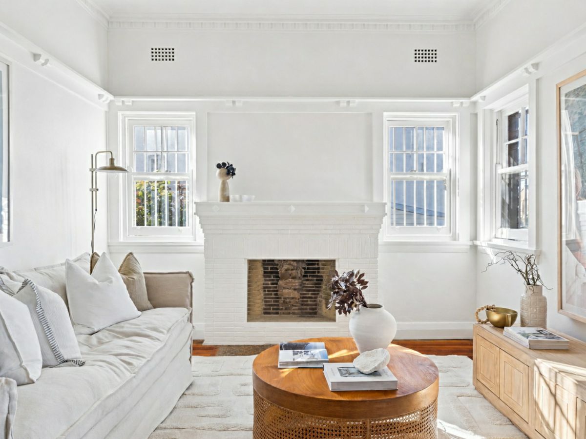 2/4 Kent Street, Waverley - image 3