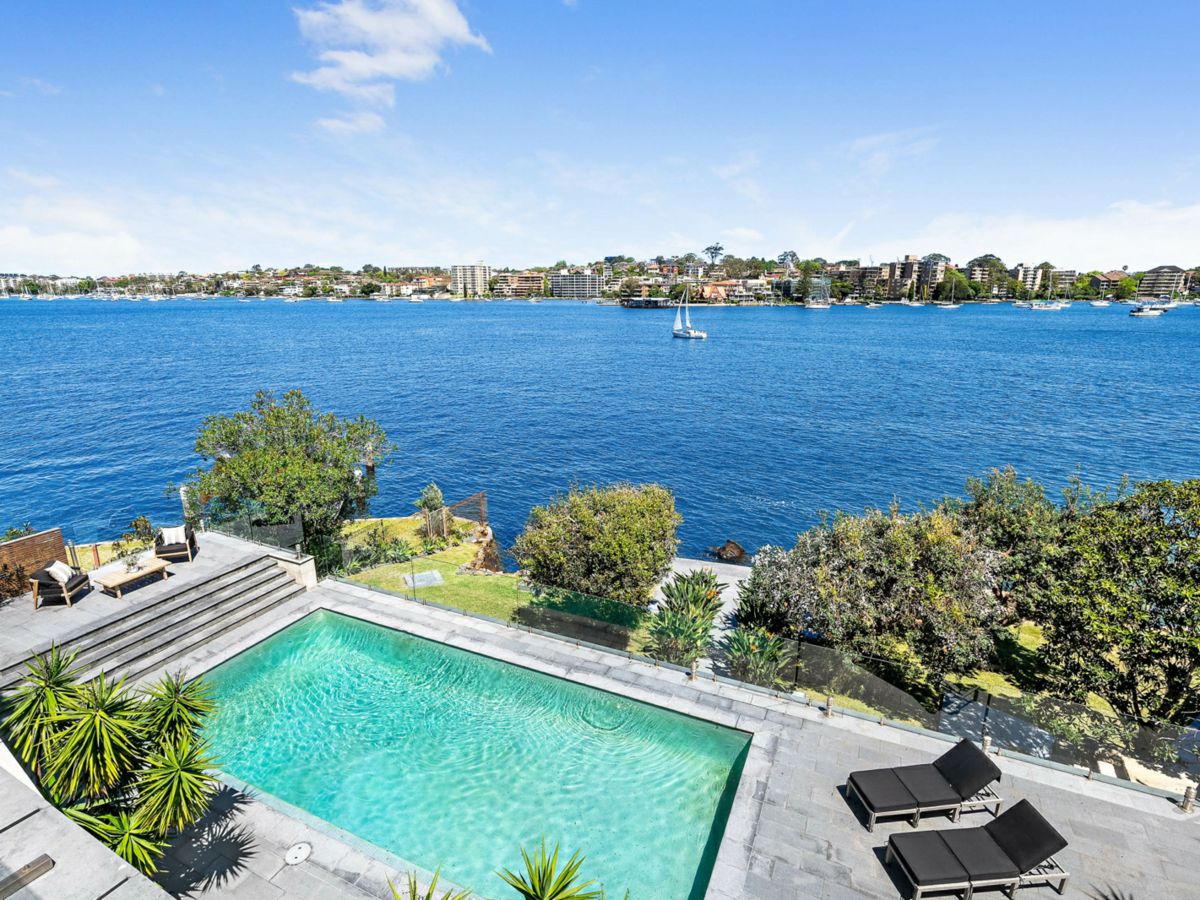 24 Wybalena Road, Hunters Hill - image 2