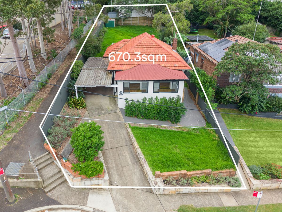 31 Farm Street, Gladesville - image 1