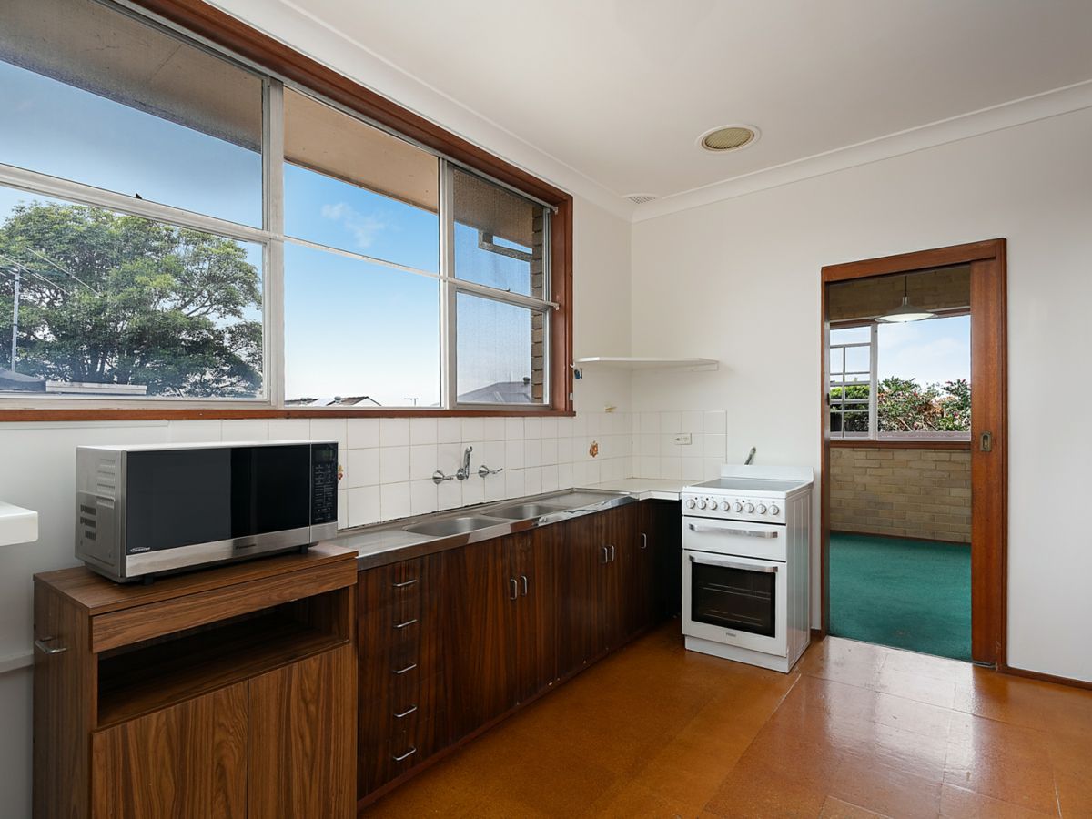 64 Elliott Avenue, East Ryde - image 3