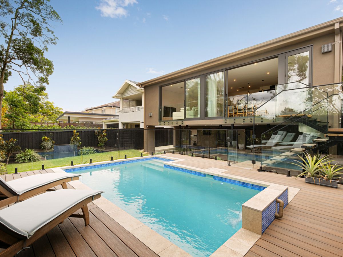6 Burton Street Street, Linley Point - image 1