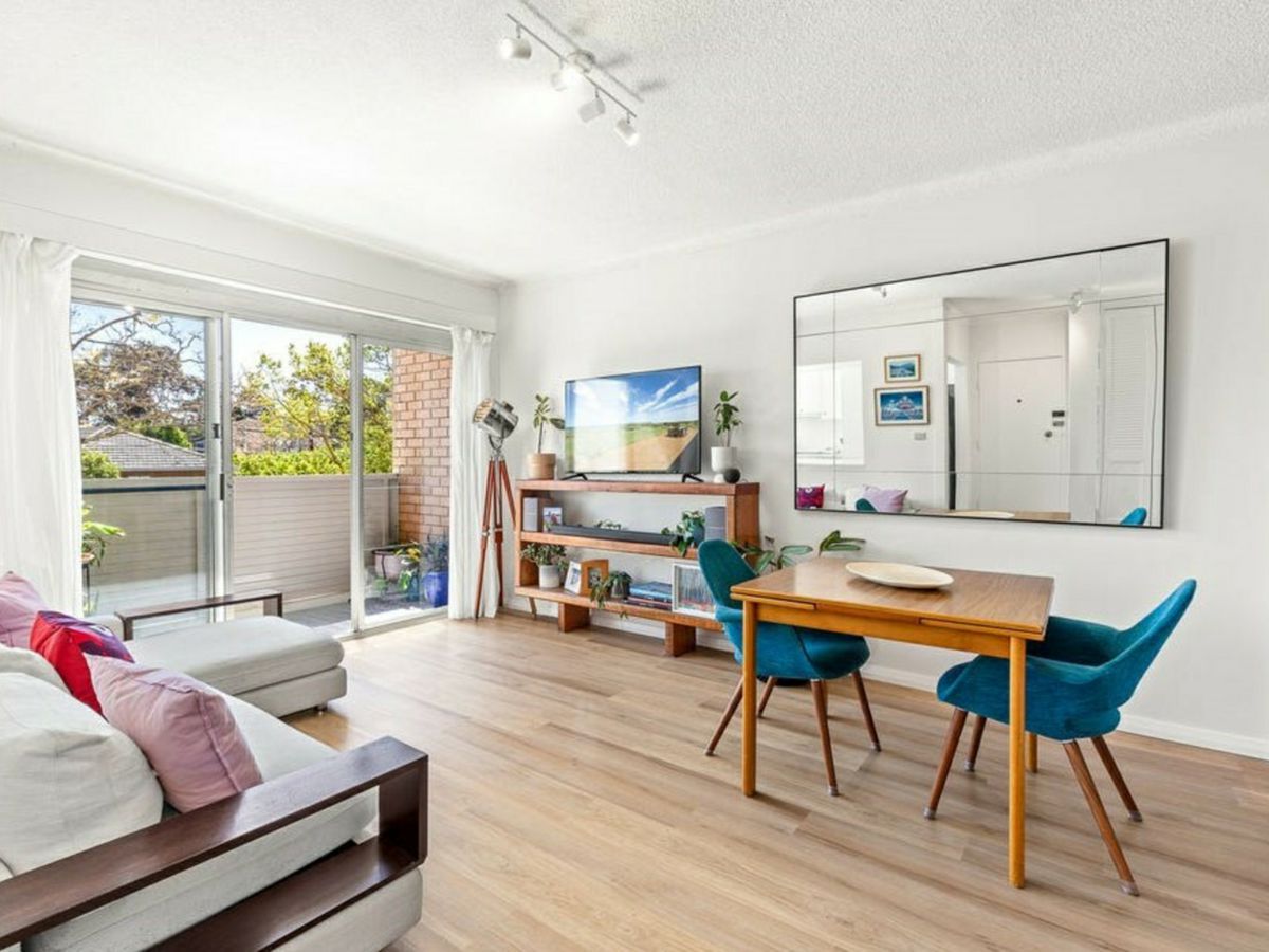 5/2 Meriton Street, Gladesville - image 1
