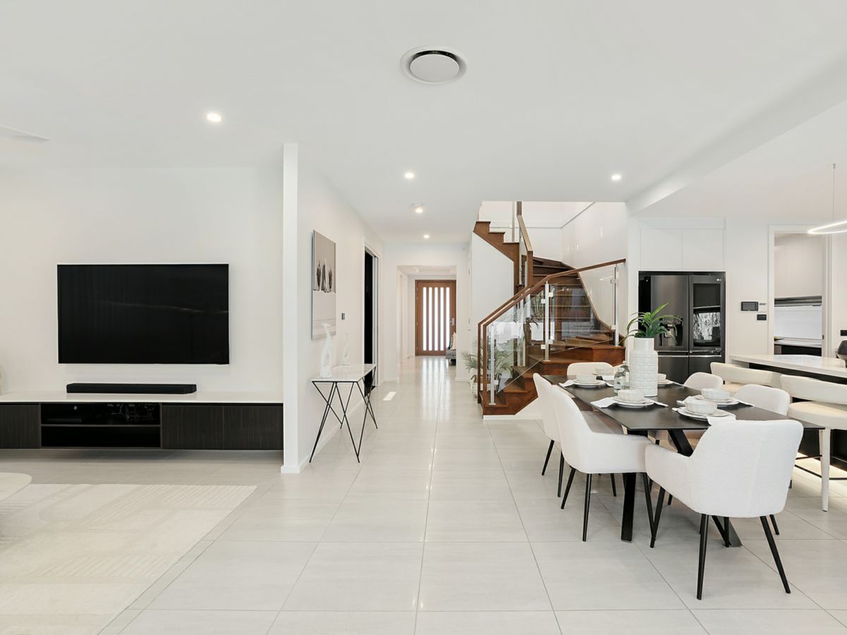 6 Elliott Avenue, East Ryde - image 3