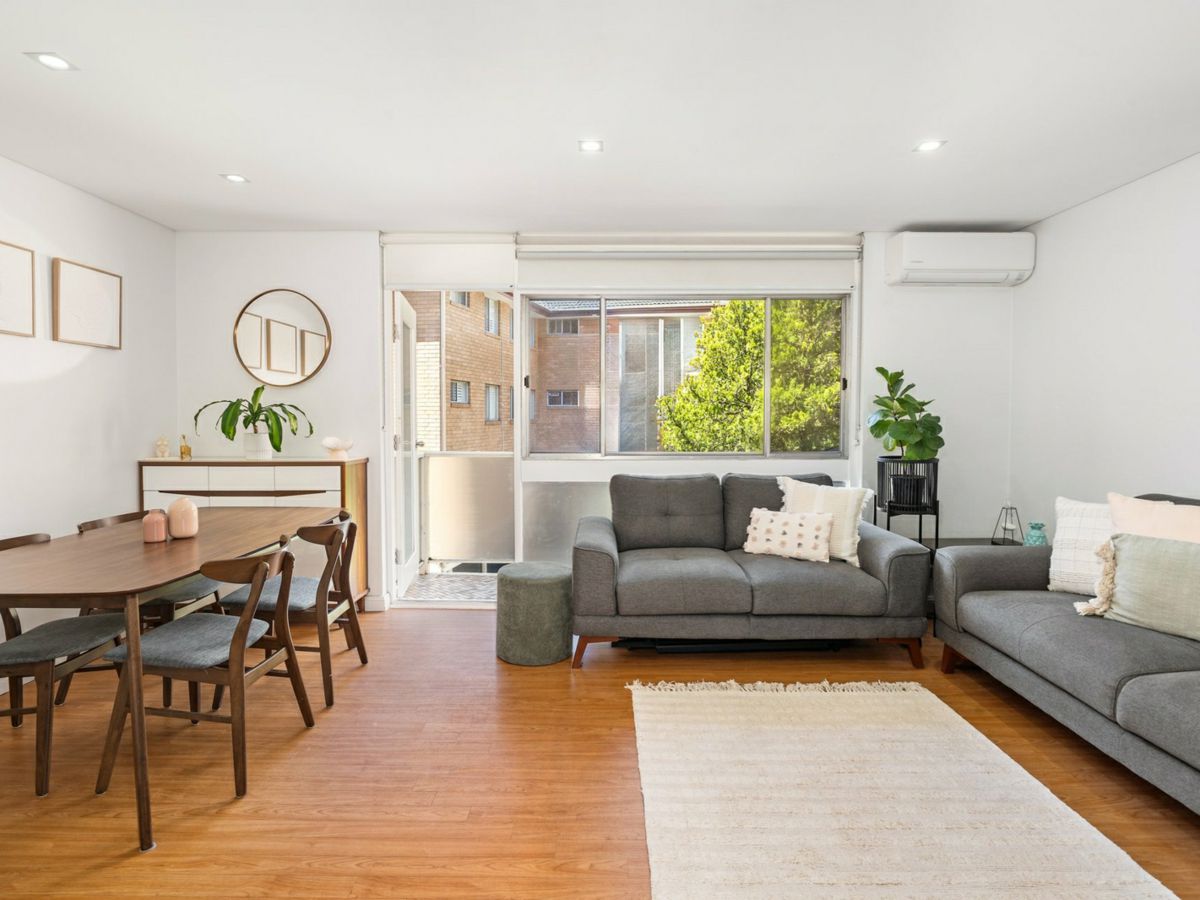 21/19 Cambridge Street, Gladesville - image 2