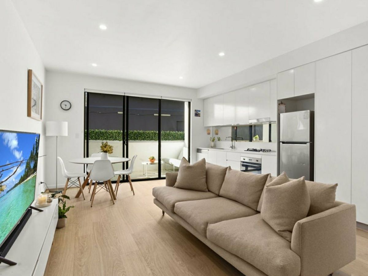 105/64 Gladesville Road, Hunters Hill - image 1